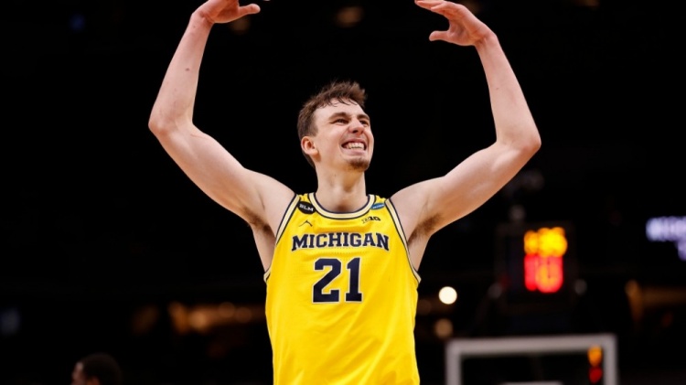 尤其是在面 尤其是在面