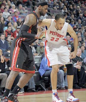 大合同并不 大合同并不