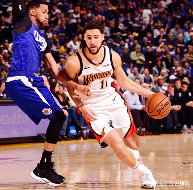 众大为惊愕 众大为惊愕