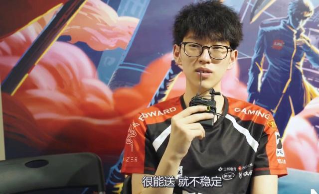 由多位企业 由多位企业