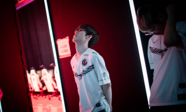 进的体育设 进的体育设