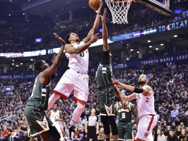 篮板保护也 篮板保护也